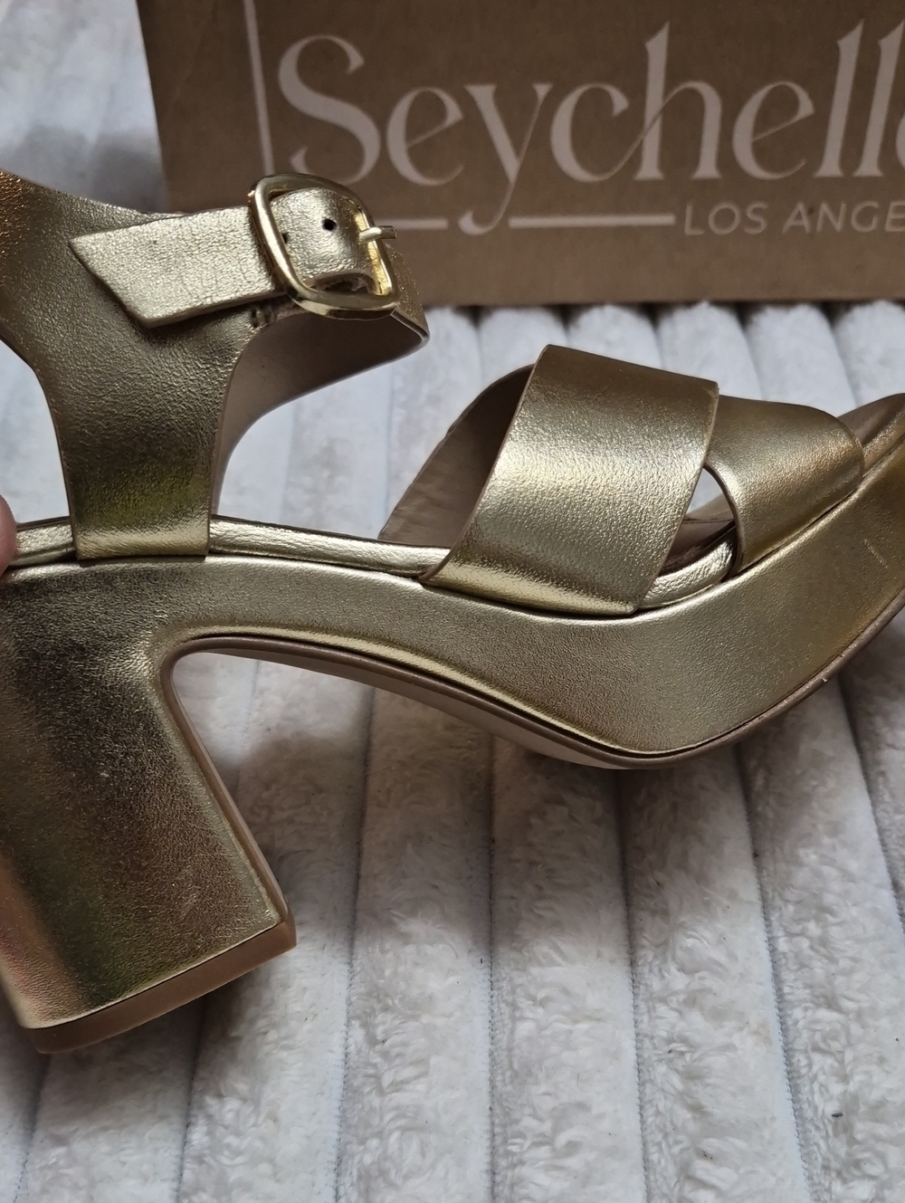 Seychelles Blessings Gold Leather Platform Sandals Women's Sz 8 - Picture 4 of 10